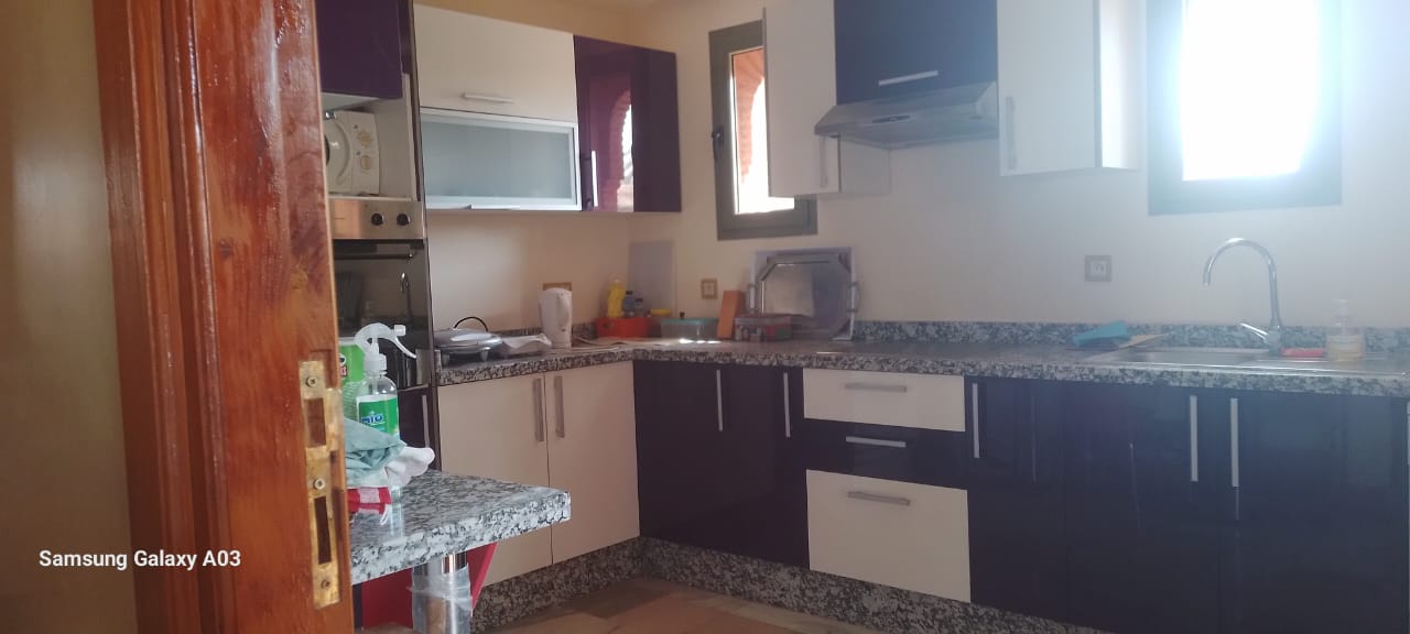 Marrakech Expert Immo vous propose à la vente un somptueux appartement meublé à la Palmeraie – Grand luxe