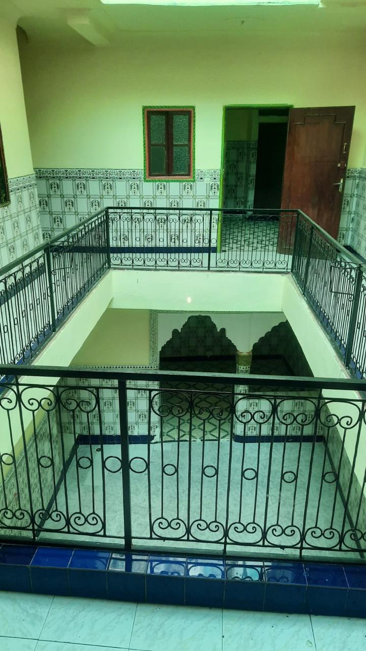 Marrakech Expert met en vente un terrain de **401 m²**