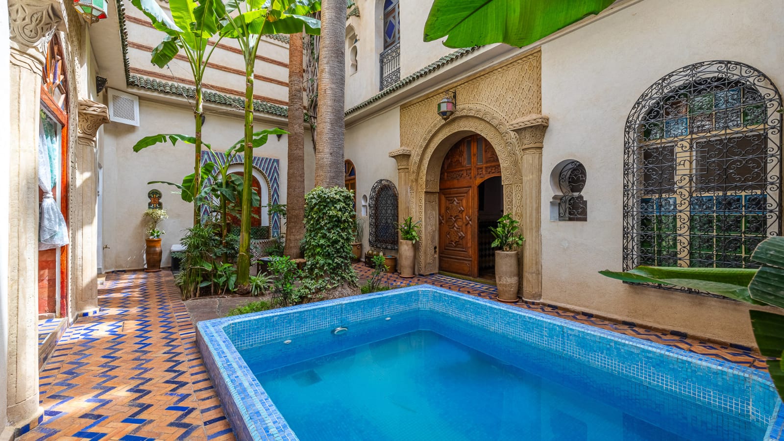 RIAD D’EXCEPTION AVEC PISCINE ET VUE PANORAMIQUE SUR LE PALAIS EL BADIÎ – KASBAH, MARRAKECH