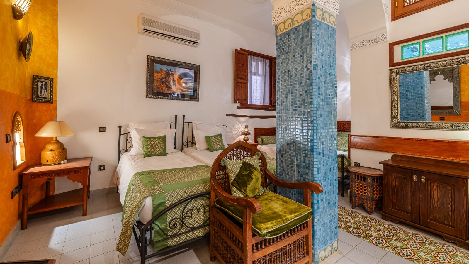 RIAD D’EXCEPTION AVEC PISCINE ET VUE PANORAMIQUE SUR LE PALAIS EL BADIÎ – KASBAH, MARRAKECH