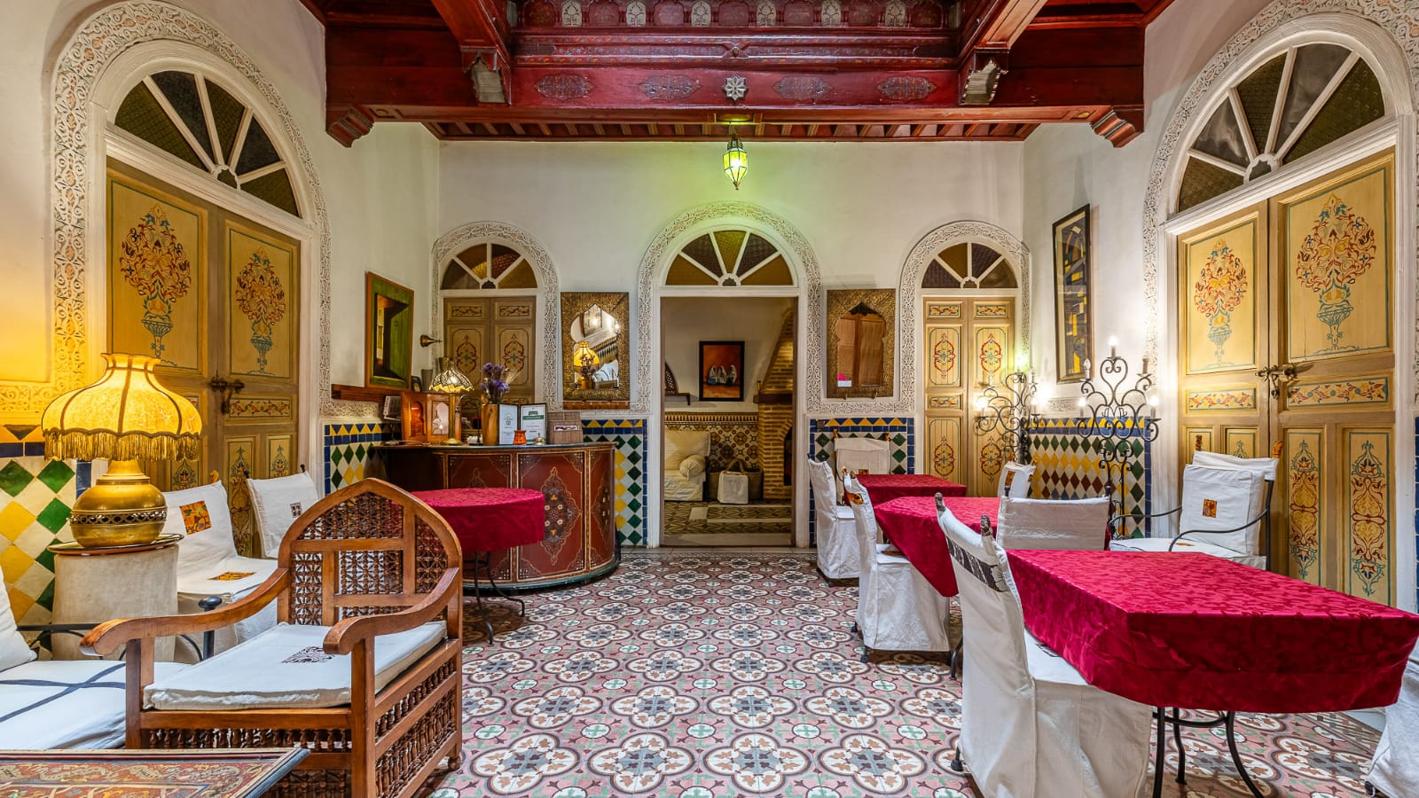 RIAD D’EXCEPTION AVEC PISCINE ET VUE PANORAMIQUE SUR LE PALAIS EL BADIÎ – KASBAH, MARRAKECH
