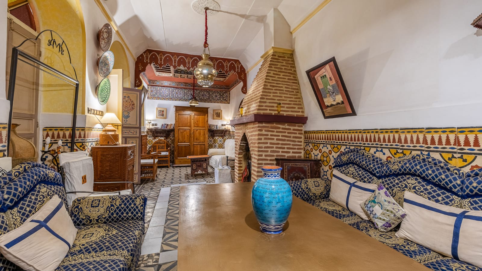 RIAD D’EXCEPTION AVEC PISCINE ET VUE PANORAMIQUE SUR LE PALAIS EL BADIÎ – KASBAH, MARRAKECH