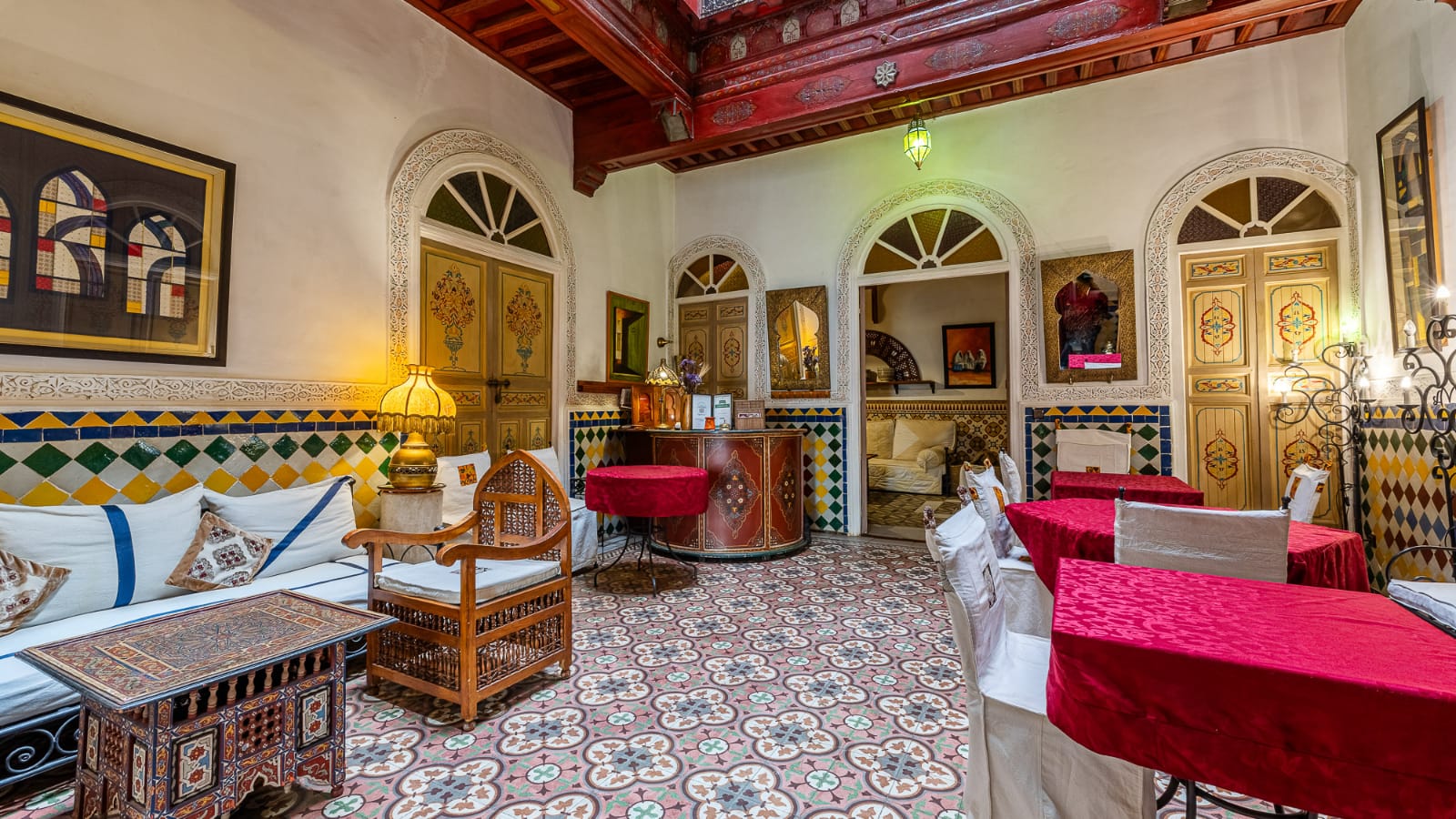 RIAD D’EXCEPTION AVEC PISCINE ET VUE PANORAMIQUE SUR LE PALAIS EL BADIÎ – KASBAH, MARRAKECH