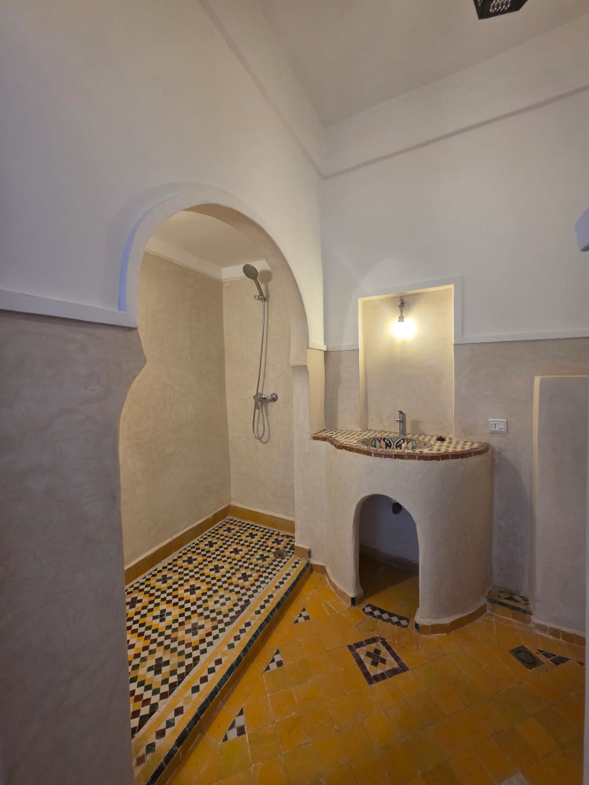 RIAD AUTHENTIQUE À VENDRE – KASBAH, MARRAKECH