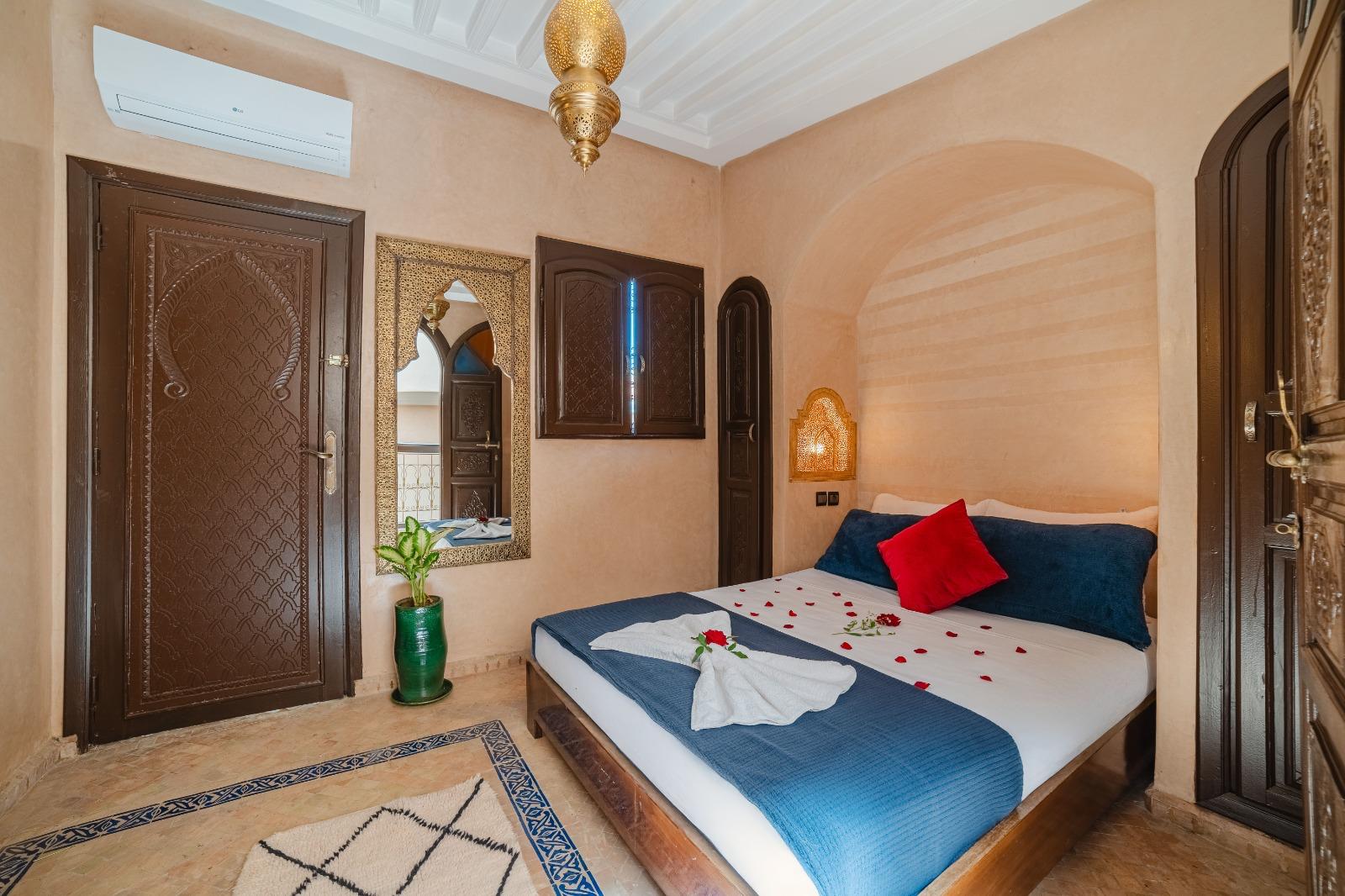 RIAD TITRÉ DE CHARME À VENDRE – KARYA PRIVÉE, MARRAKECH