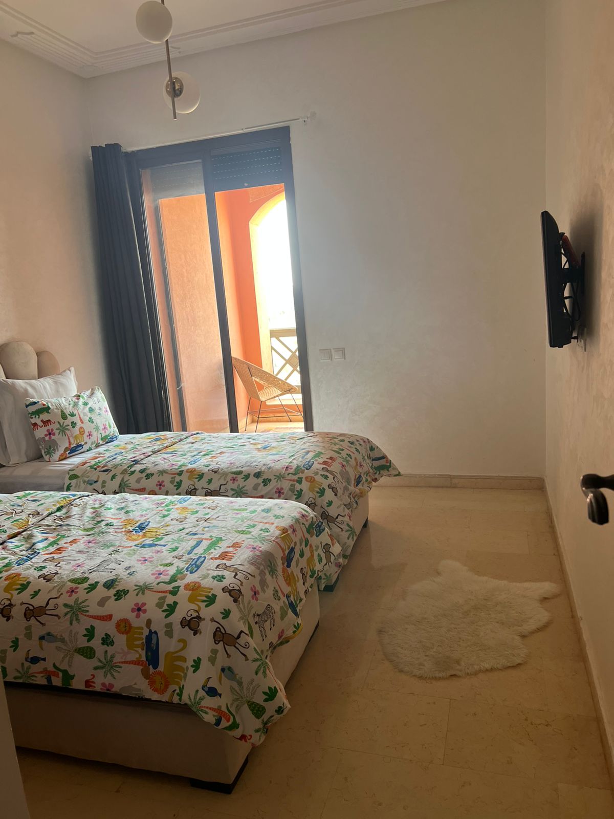 APPARTEMENT DE LUXE MEUBLÉ À LOUER – AGDAL
