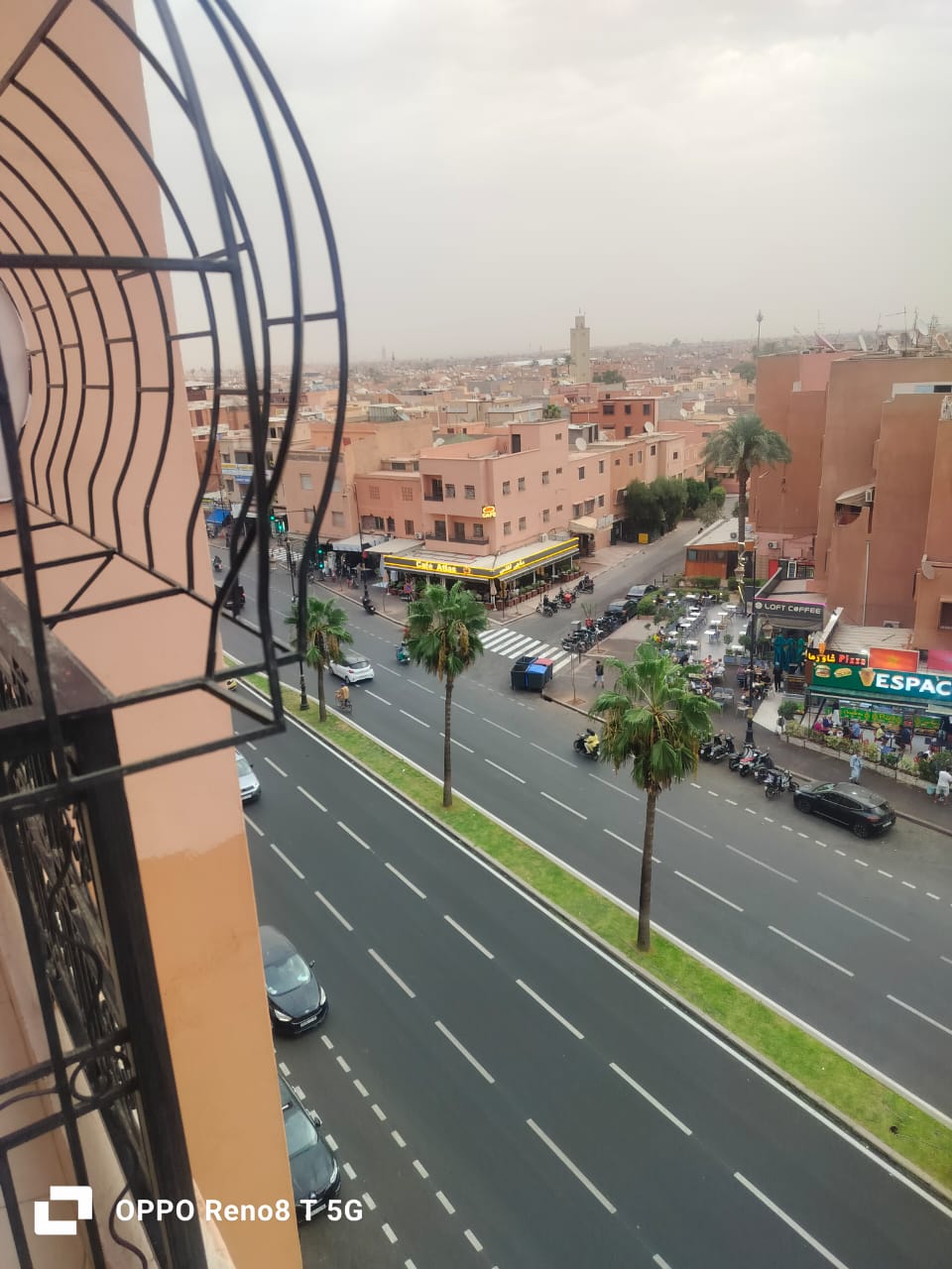 APPARTEMENT À VENDRE  VUE PANORAMIQUE SUR L’AVENUE ALLAL EL FASSI