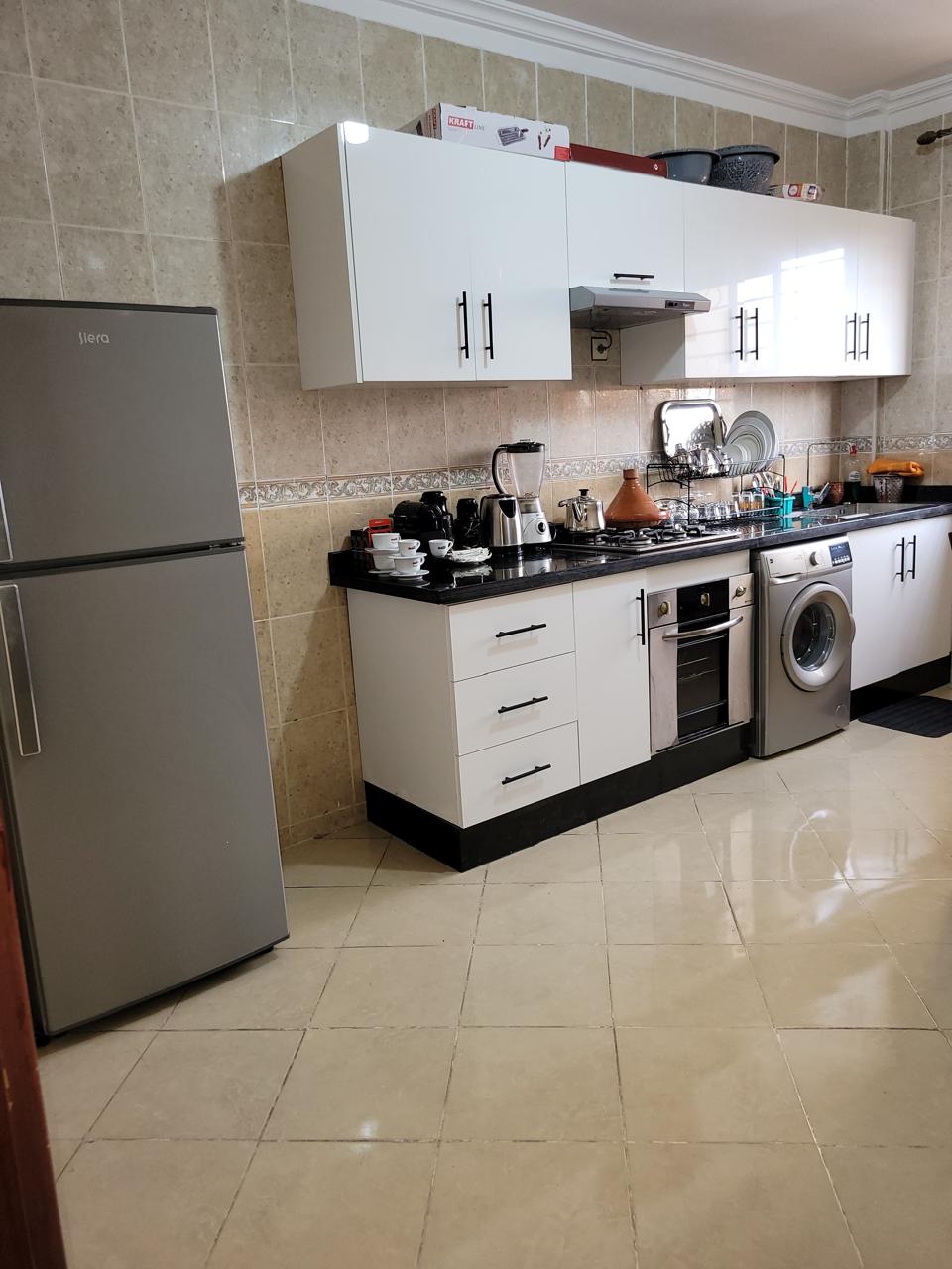 APPARTEMENT MEUBLÉ À LOUER – À PROXIMITÉ IMMÉDIATE DE SUP DE CO, MARRAKECH